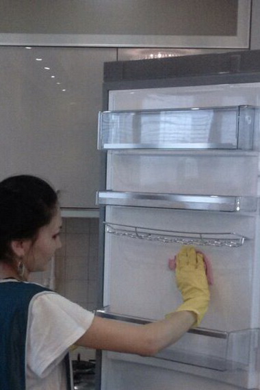 как помыть с уксусом холодильник
