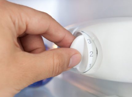 как работает термостат в холодильнике