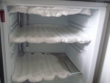 морозилка не работает а холодильник работает стинол